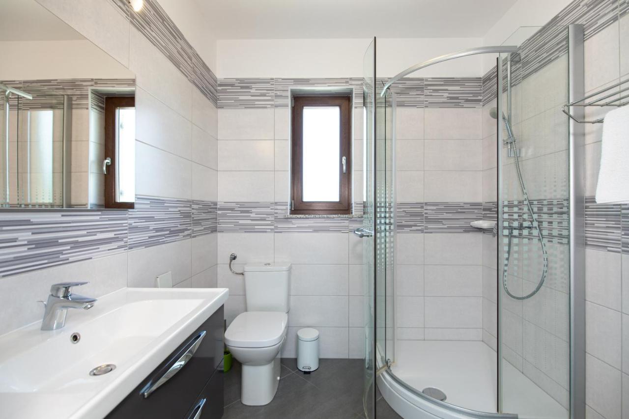 Apartments Otia Seaview Порат Екстериор снимка