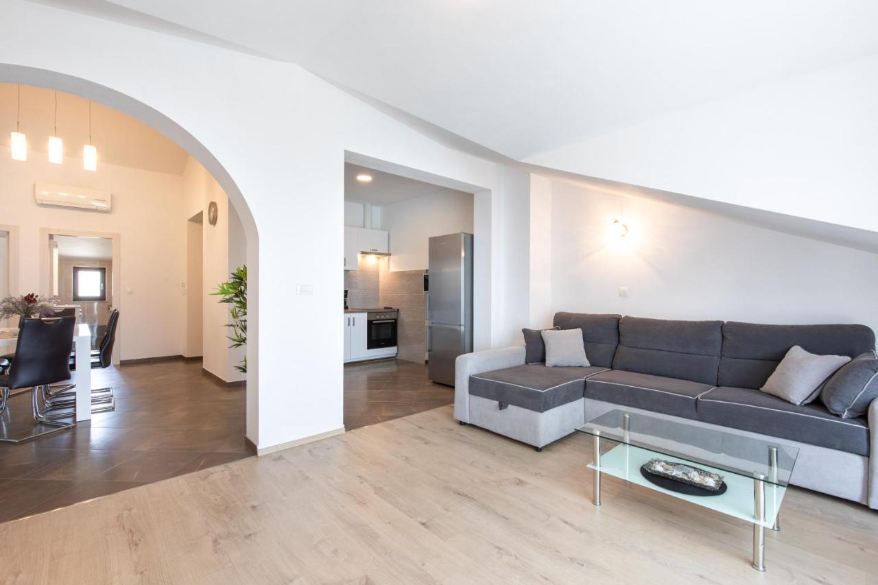 Apartments Otia Seaview Порат Екстериор снимка