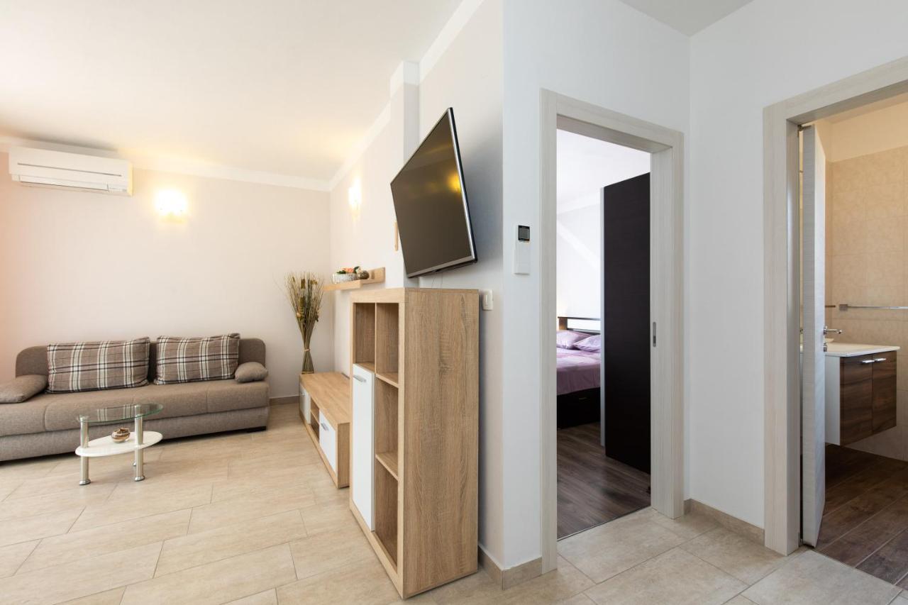 Apartments Otia Seaview Порат Екстериор снимка